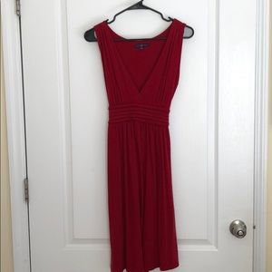 Red sleeveless dress
